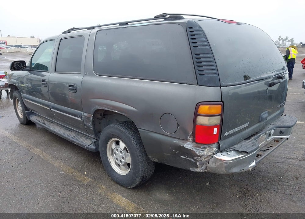 2001 CHEVROLET SUBURBAN 1500 LS VIN: 1GNEC16T41J316380