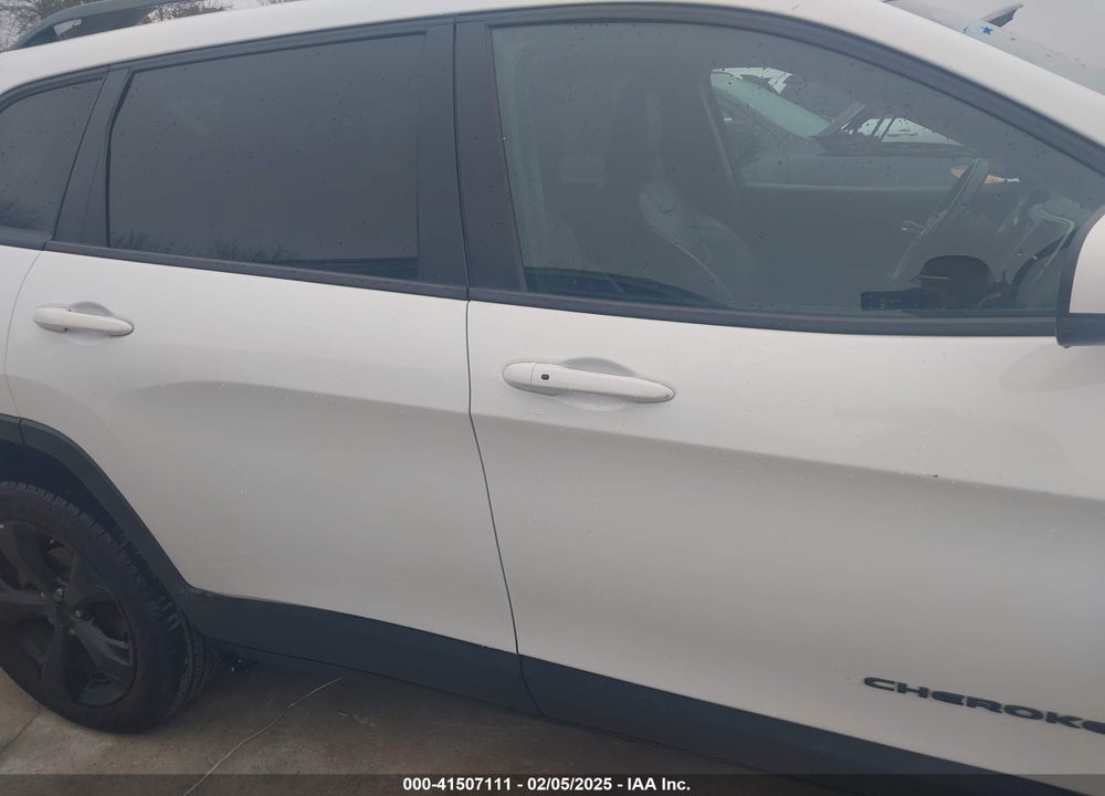 2017 JEEP CHEROKEE VIN: 1C4PJLDB3HW666951