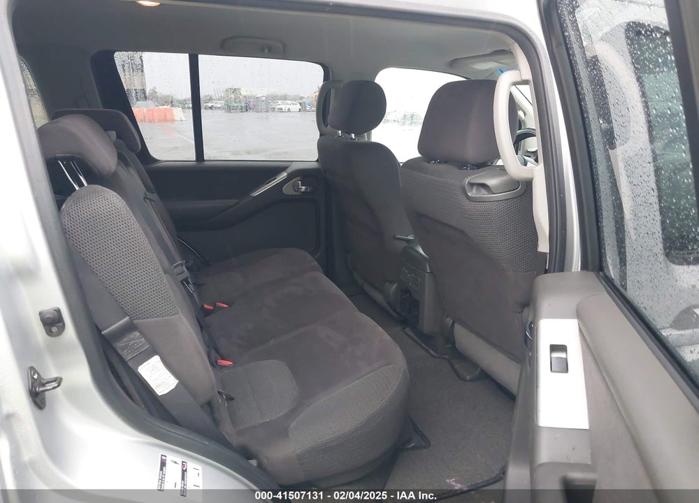 2006 NISSAN PATHFINDER SE VIN: 5N1AR18U56C635693
