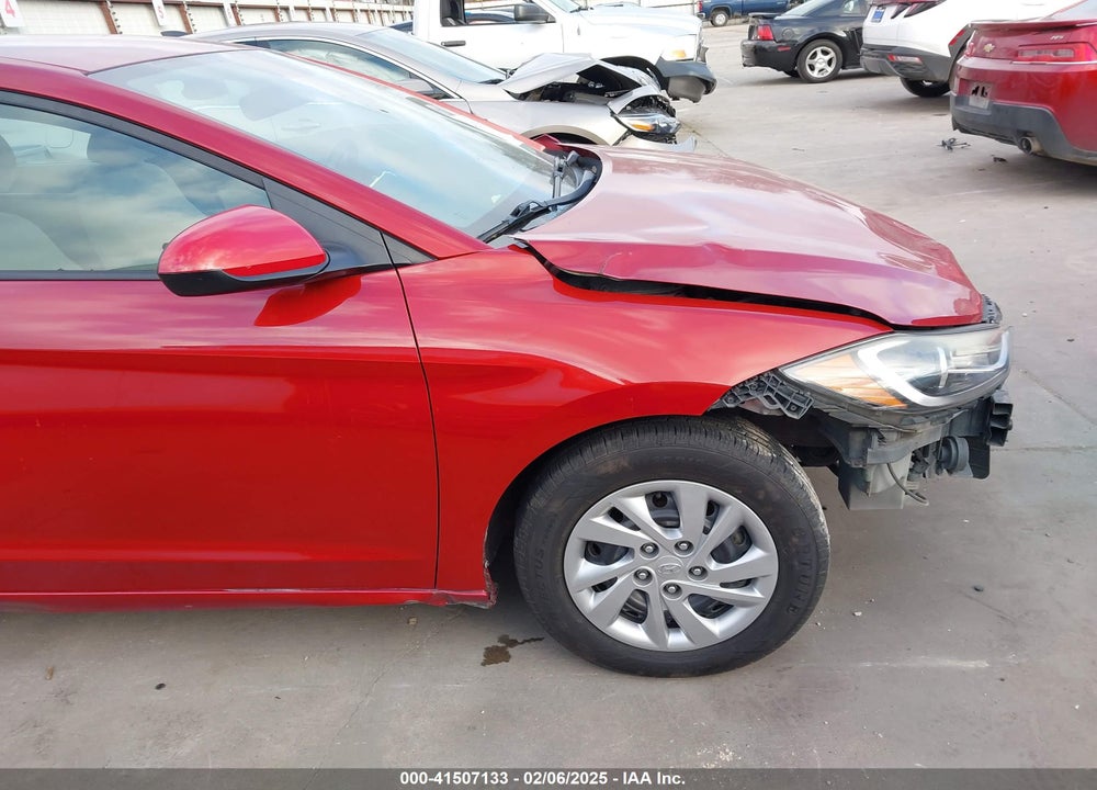 2017 HYUNDAI ELANTRA VIN: KMHD74LF8HU320607