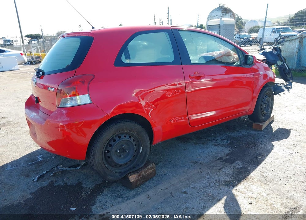 2009 TOYOTA YARIS VIN: JTDJT903095243074