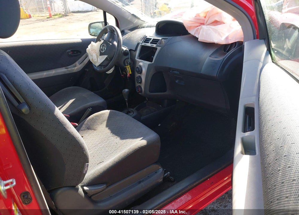 2009 TOYOTA YARIS VIN: JTDJT903095243074
