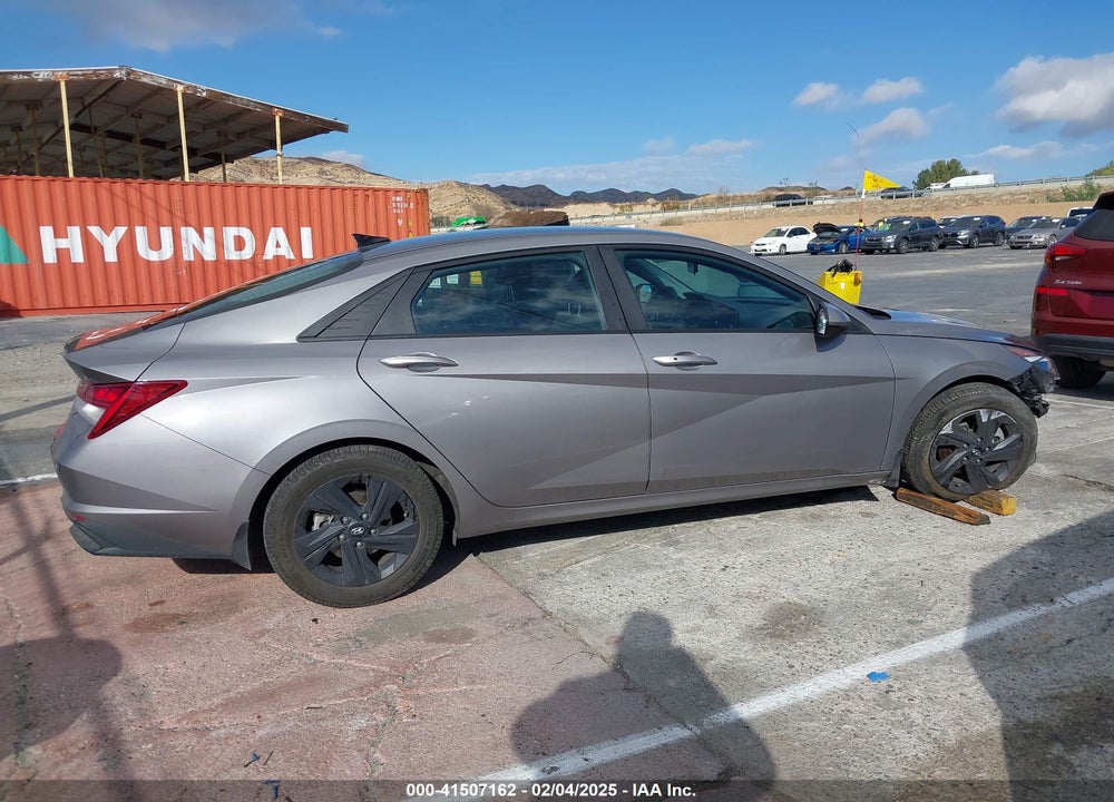 2023 HYUNDAI ELANTRA HYBRID VIN: KMHLM4AJ6PU076465