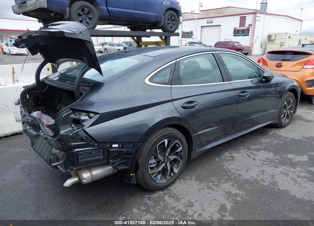 2024 HYUNDAI SONATA VIN: KMHL64JA5RA418616
