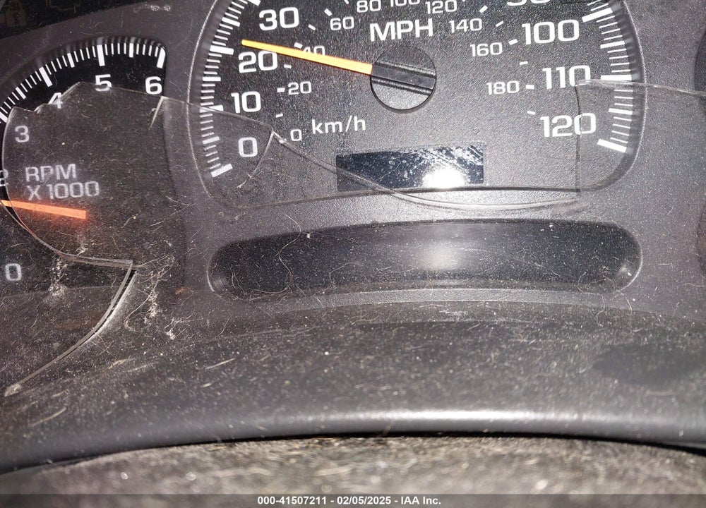 2003 CHEVROLET TAHOE LS VIN: 1GNEK13V83R117815
