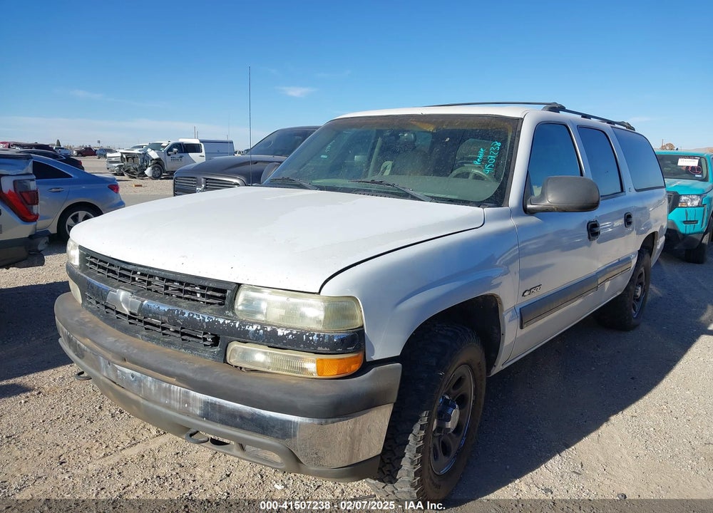 2000 CHEVROLET SUBURBAN 1500 LS VIN: 3GNFK16T0YG102926