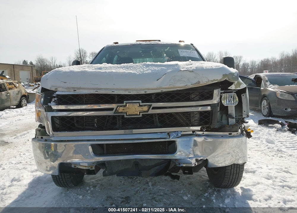 2011 CHEVROLET SILVERADO 3500HD WORK TRUCK VIN: 1GC4KZC81BF217302