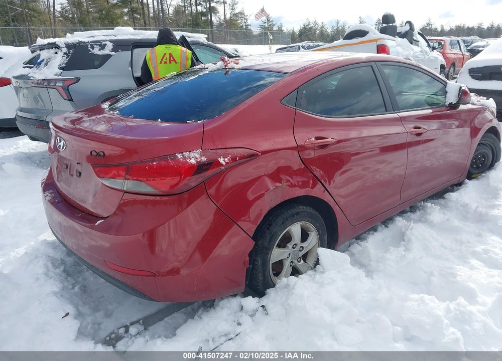2014 HYUNDAI ELANTRA VIN: 5NPDH4AE9EH536046