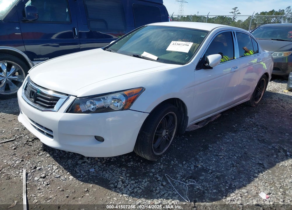 2008 HONDA ACCORD VIN: 1HGCP26428A034477
