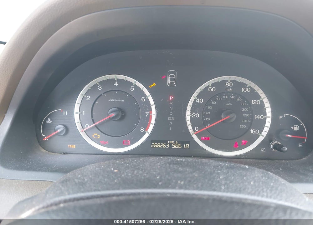 2008 HONDA ACCORD VIN: 1HGCP26428A034477