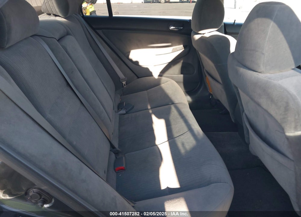 2005 HONDA ACCORD 2.4 LX VIN: 1HGCM56415A146645
