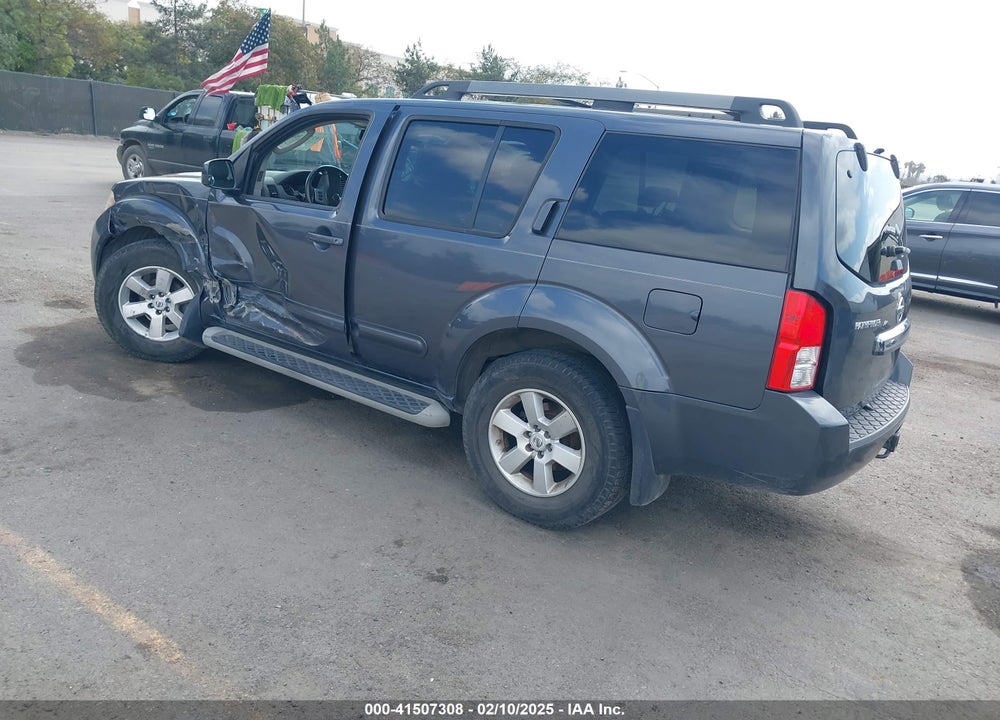 2011 NISSAN PATHFINDER SV VIN: 5N1AR1NN0BC632711