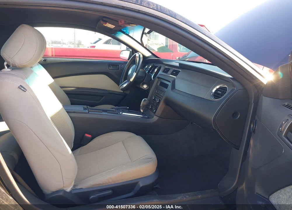 2013 FORD MUSTANG VIN: 1ZVBP8AM4D5241599