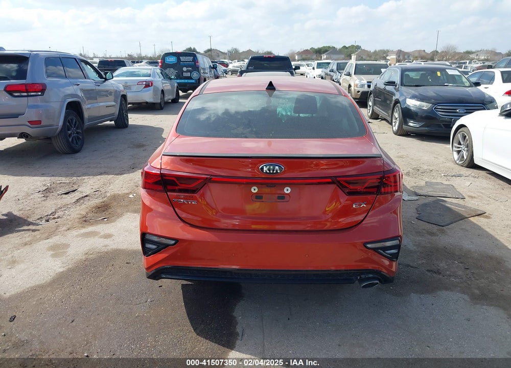 2019 KIA FORTE EX VIN: 3KPF54ADXKE069261