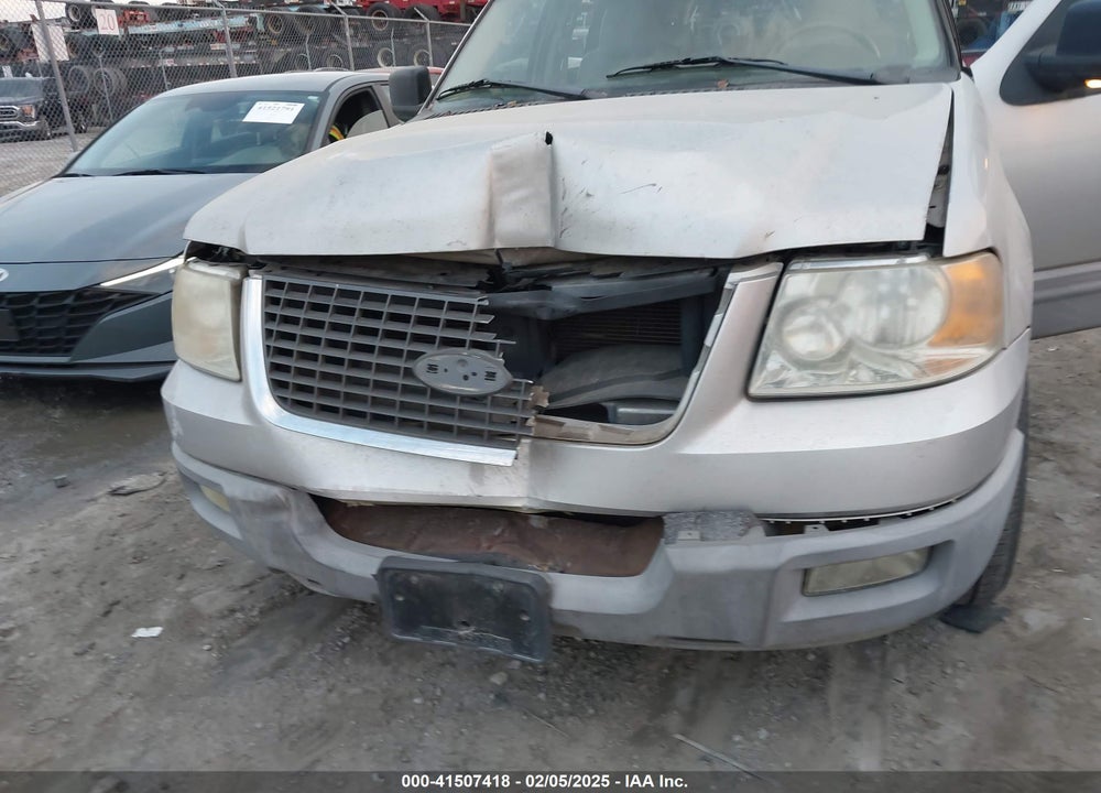 2003 FORD EXPEDITION XLT VIN: 1FMRU15W63LA58353