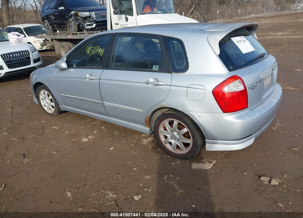 2006 KIA SPECTRA5 VIN: KNAFE161365208710