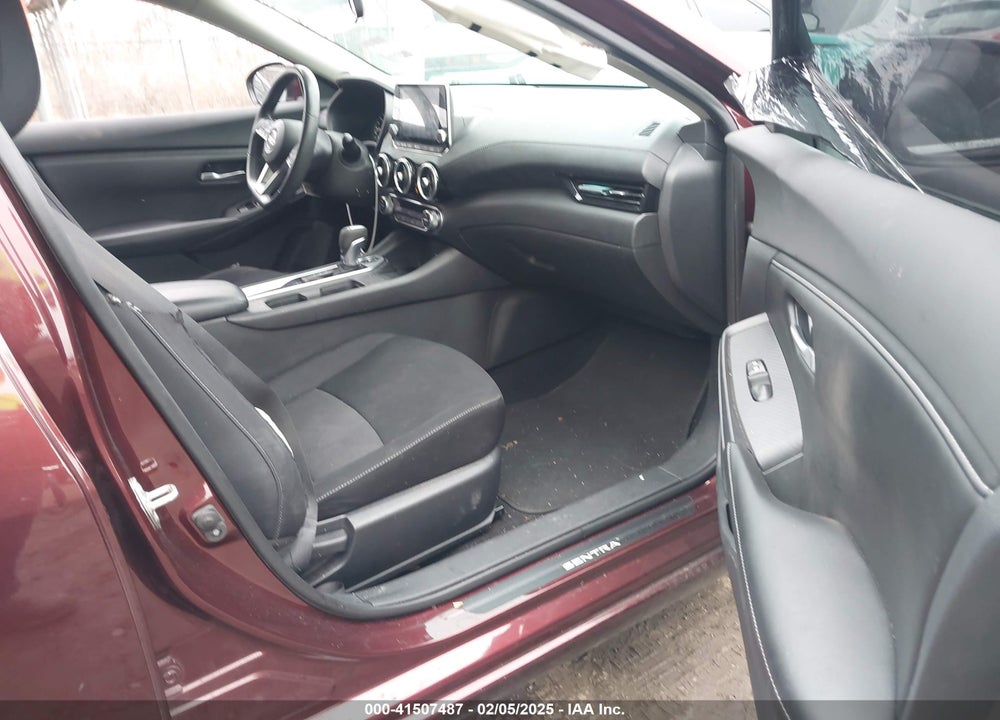 2021 NISSAN SENTRA SV XTRONIC CVT VIN: 3N1AB8CVXMY266225