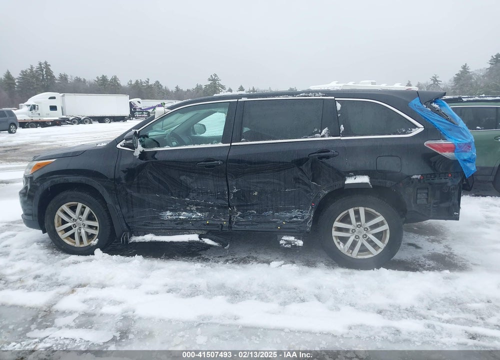 2015 TOYOTA HIGHLANDER VIN: 5TDBKRFH7FS147930