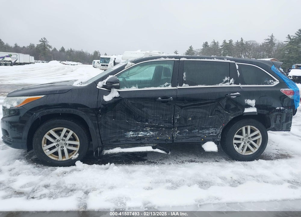 2015 TOYOTA HIGHLANDER VIN: 5TDBKRFH7FS147930