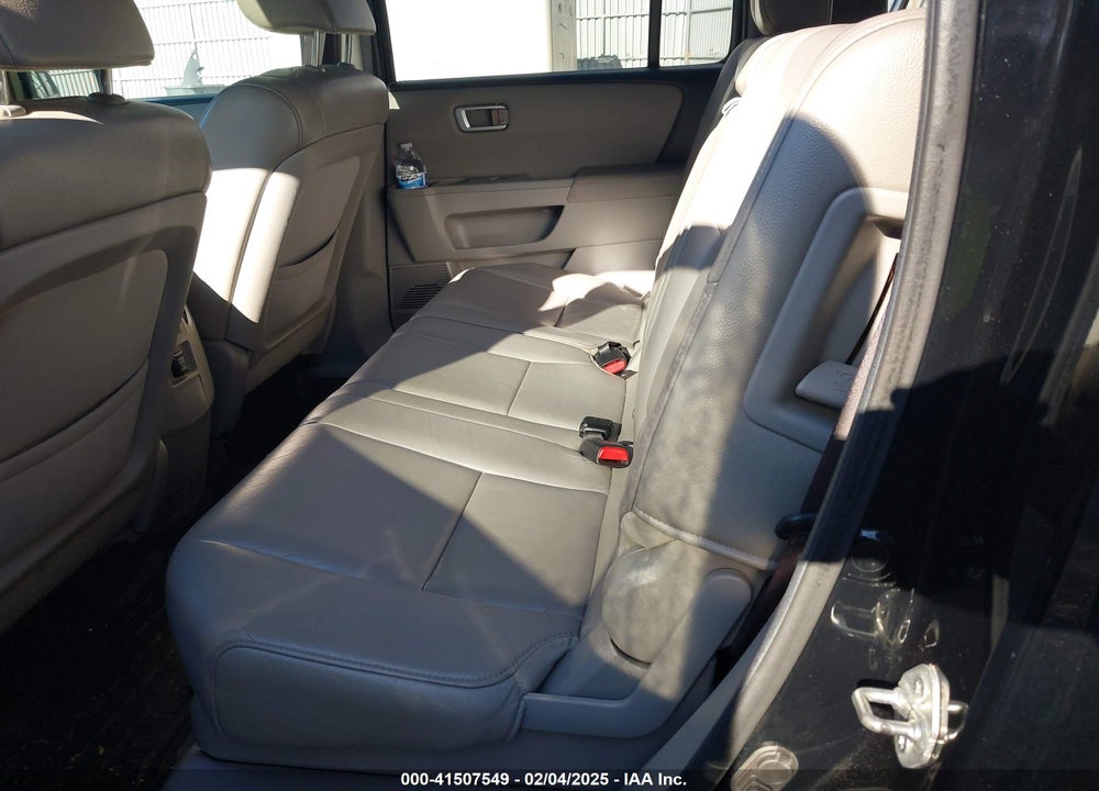 2012 HONDA PILOT EX-L VIN: 5FNYF4H70CB047738