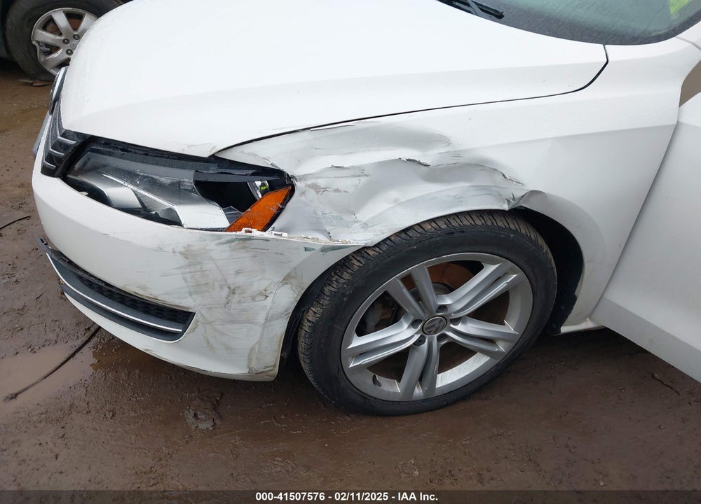 2014 VOLKSWAGEN PASSAT 2.0L TDI SE VIN: 1VWBN7A33EC065651