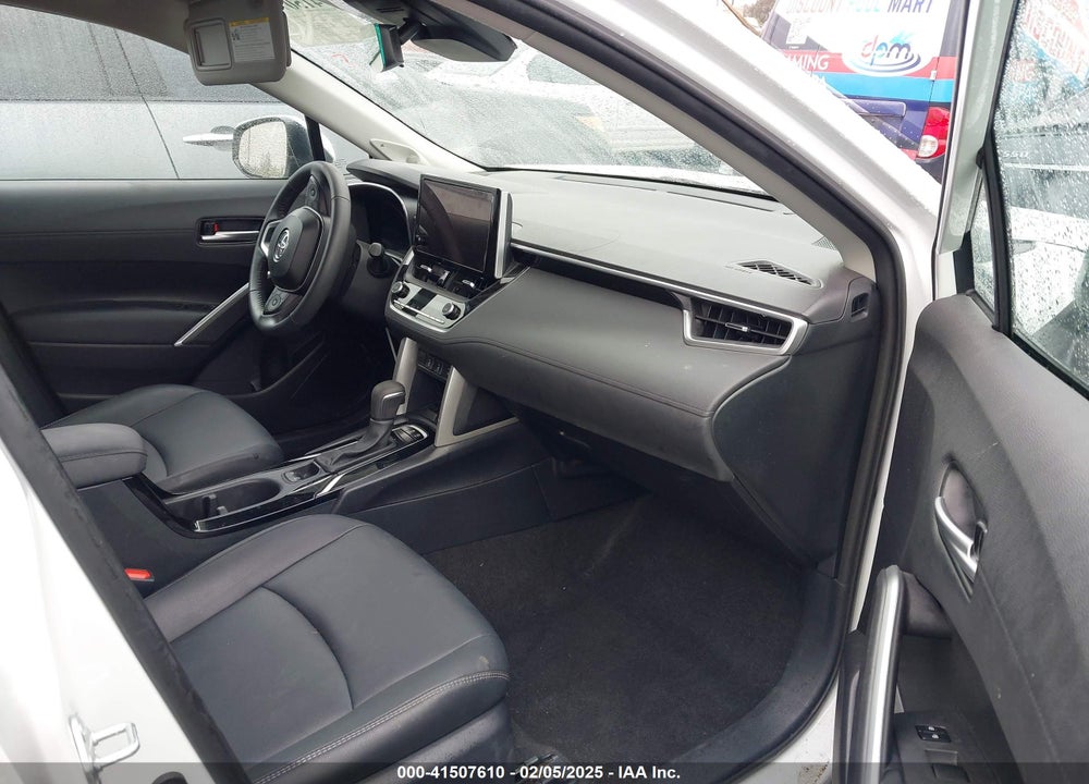 2024 TOYOTA COROLLA CROSS XLE VIN: 7MUDAAAG7RV078145