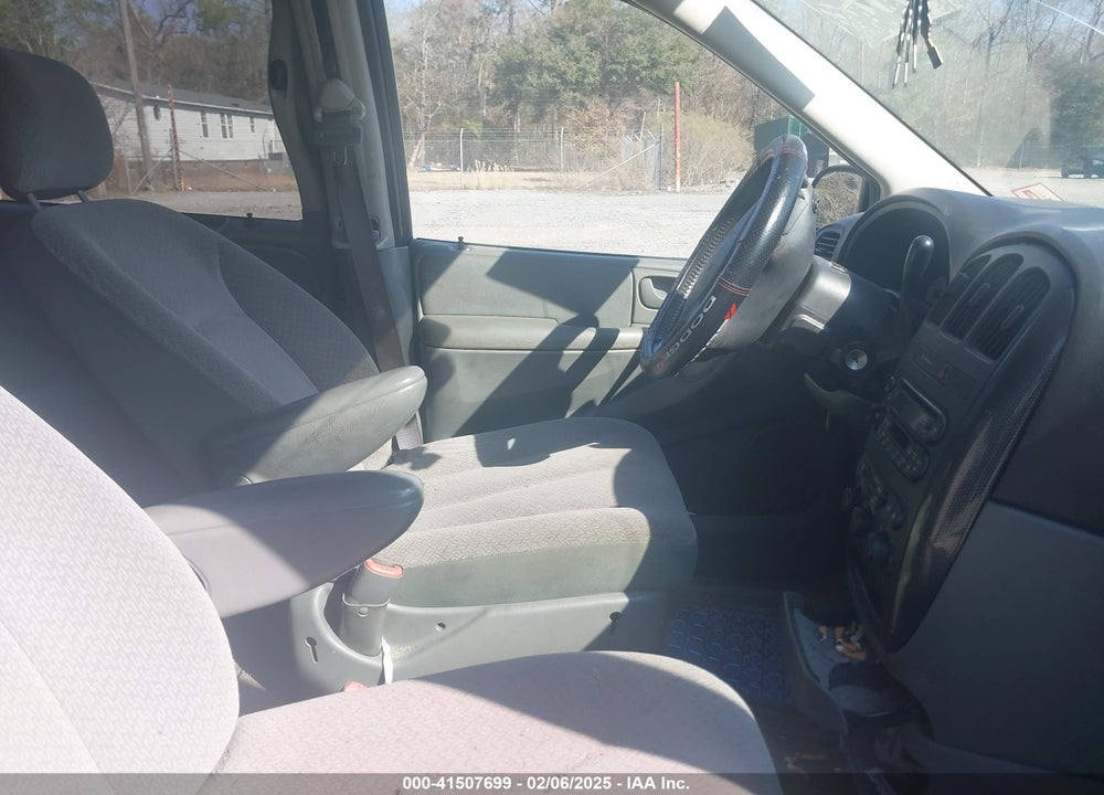 2006 DODGE GRAND CARAVAN VIN: 2D4GP44L76R867936