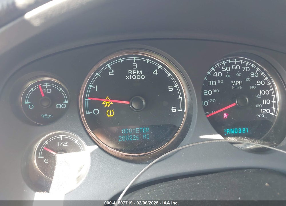 2008 CHEVROLET TAHOE VIN: 1GNFC13008R160347