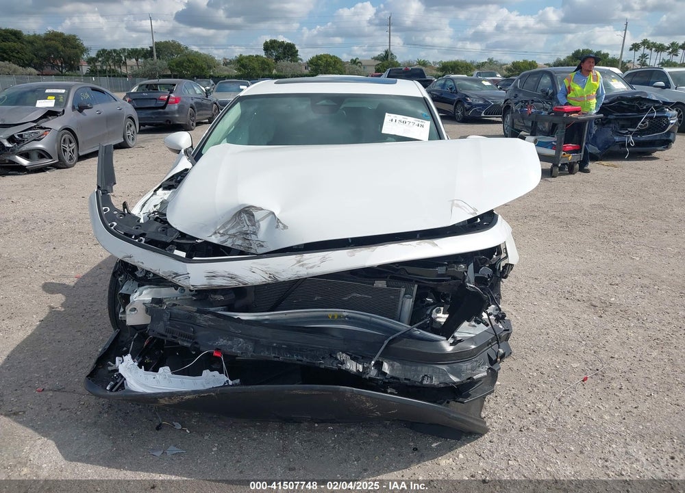 2024 HONDA ACCORD EX VIN: 1HGCY1F37RA086803