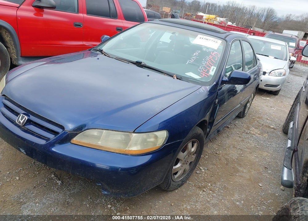 2001 HONDA ACCORD 2.3 EX VIN: 1HGCG66851A006026