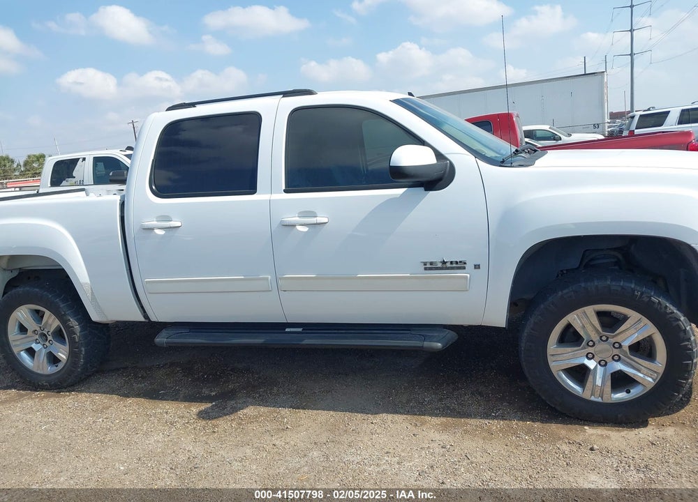 2008 GMC SIERRA 1500 VIN: 2GTEC13J681207435