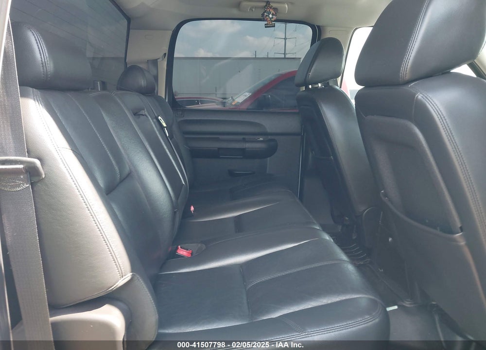 2008 GMC SIERRA 1500 VIN: 2GTEC13J681207435