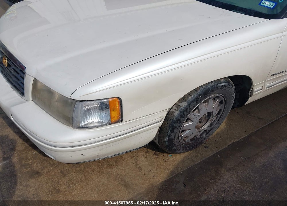 1999 CADILLAC DEVILLE CONCOURS VIN: 1G6KF5499XU800198
