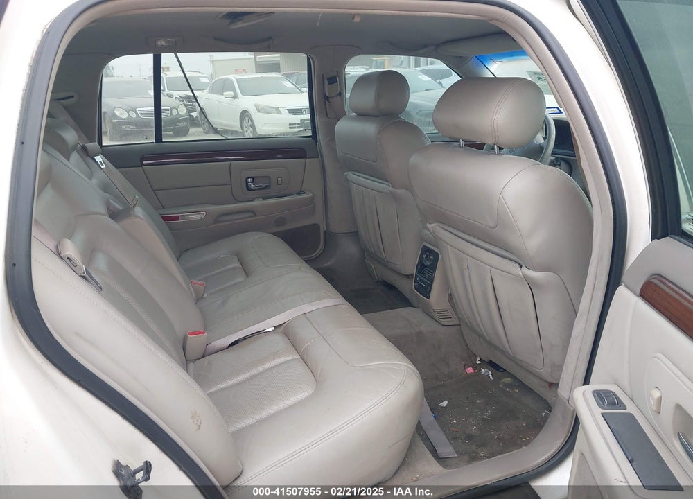 1999 CADILLAC DEVILLE CONCOURS VIN: 1G6KF5499XU800198