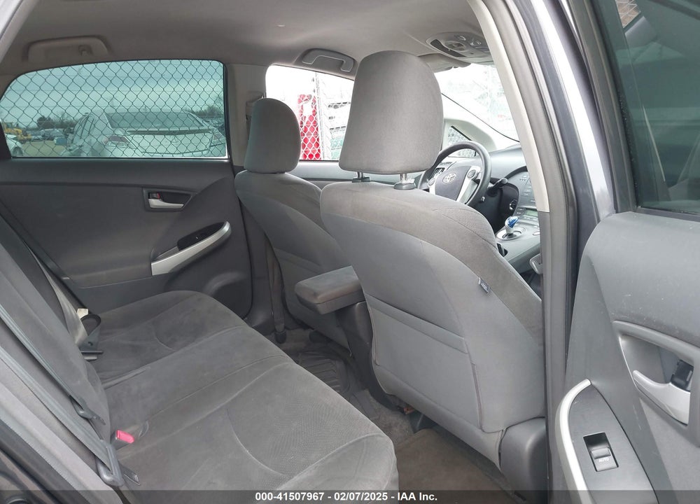 2011 TOYOTA PRIUS TWO VIN: JTDKN3DUXB1368613
