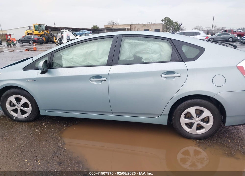 2014 TOYOTA PRIUS VIN: JTDKN3DU1E1741834
