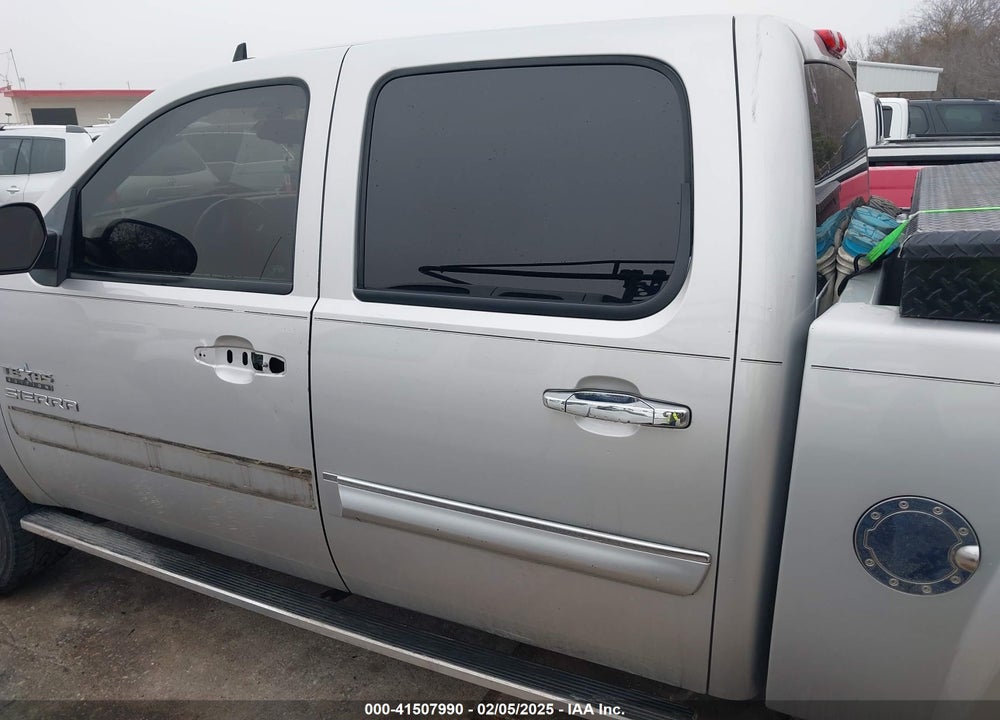 2010 GMC SIERRA 1500 SLE VIN: 3GTRCVE07AG275043
