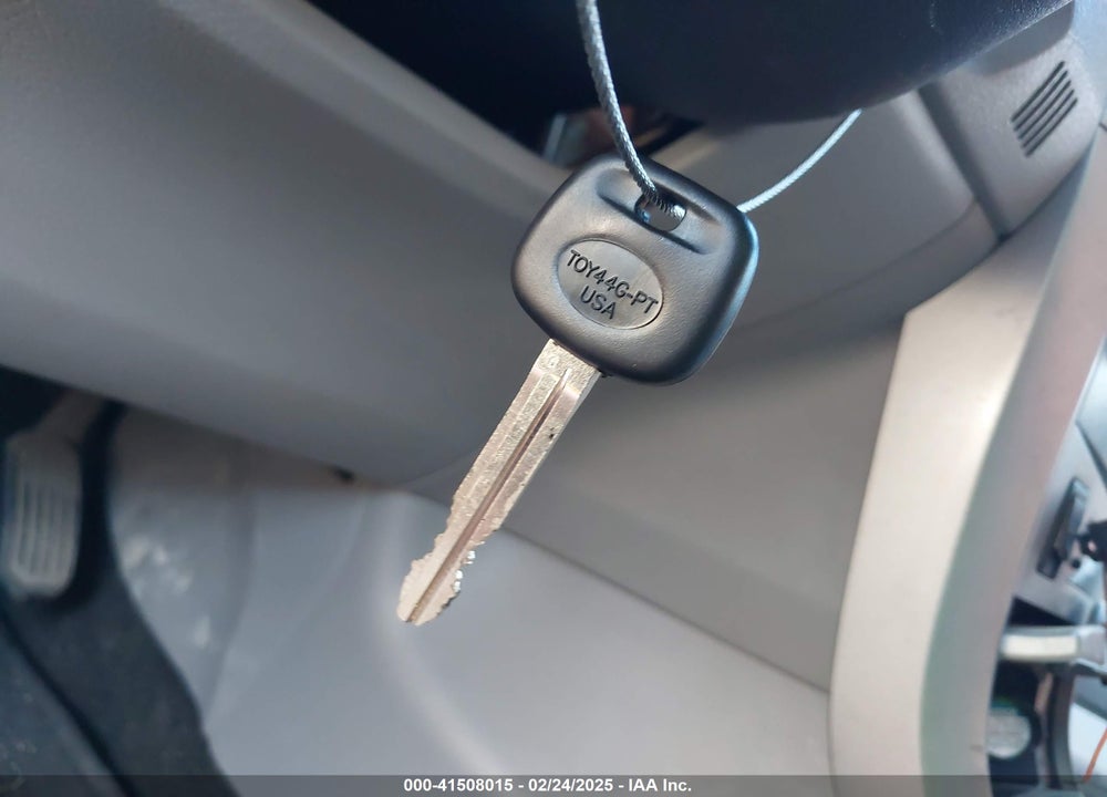 2011 TOYOTA COROLLA LE VIN: JTDBU4EE7B9132857