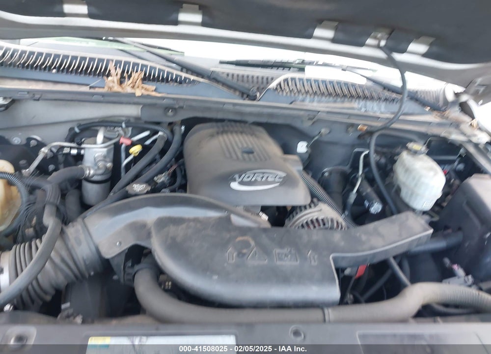 2005 CHEVROLET SUBURBAN 1500 LT VIN: 3GNEC16Z85G157682