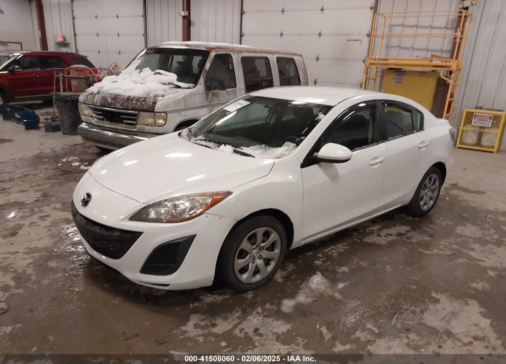 2011 MAZDA 3 VIN: JM1BL1UF5B1380714