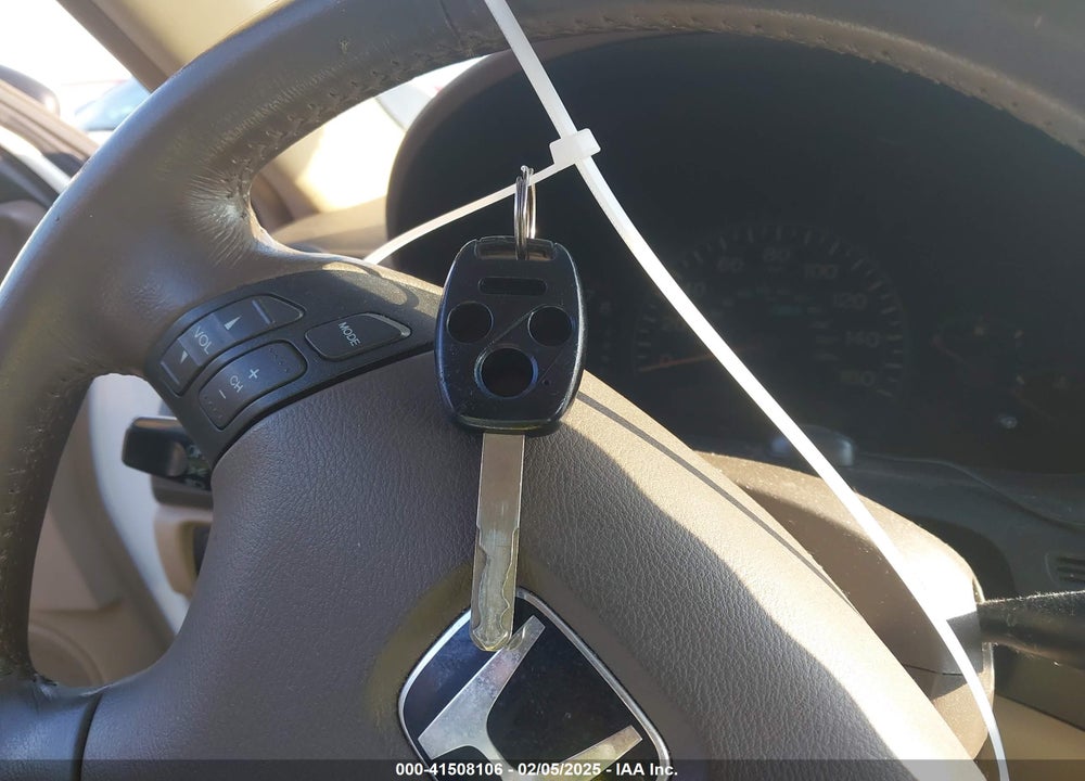 2005 HONDA ACCORD HYBRID IMA VIN: JHMCN36425C002914