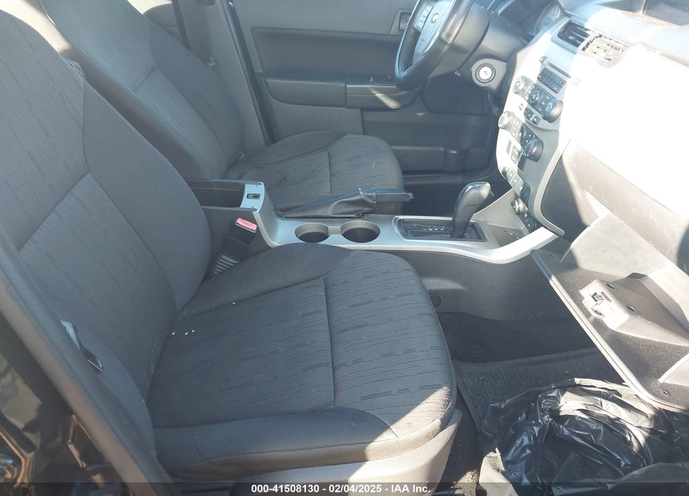 2011 FORD FOCUS VIN: 1FAHP3FN5BW178060