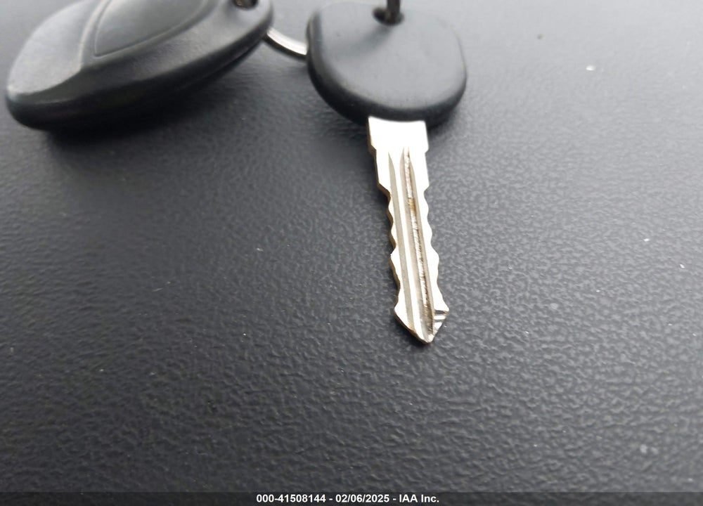 2012 CHEVROLET IMPALA VIN: 2G1WG5E30C1275150