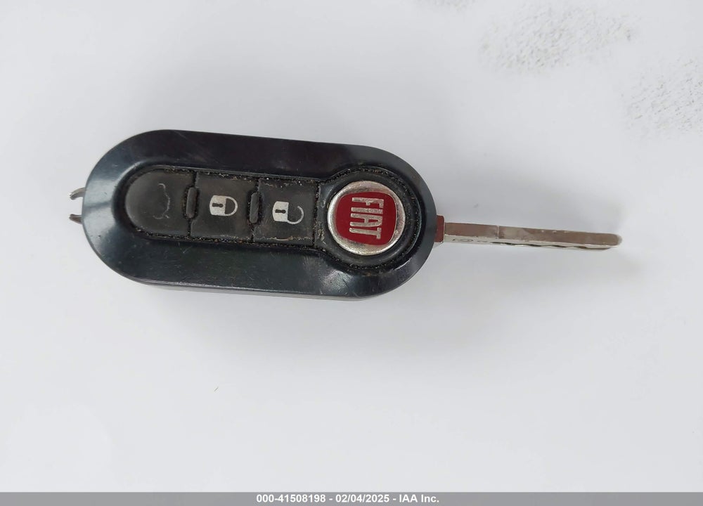 2013 FIAT 500C VIN: 3C3CFFER9DT739807
