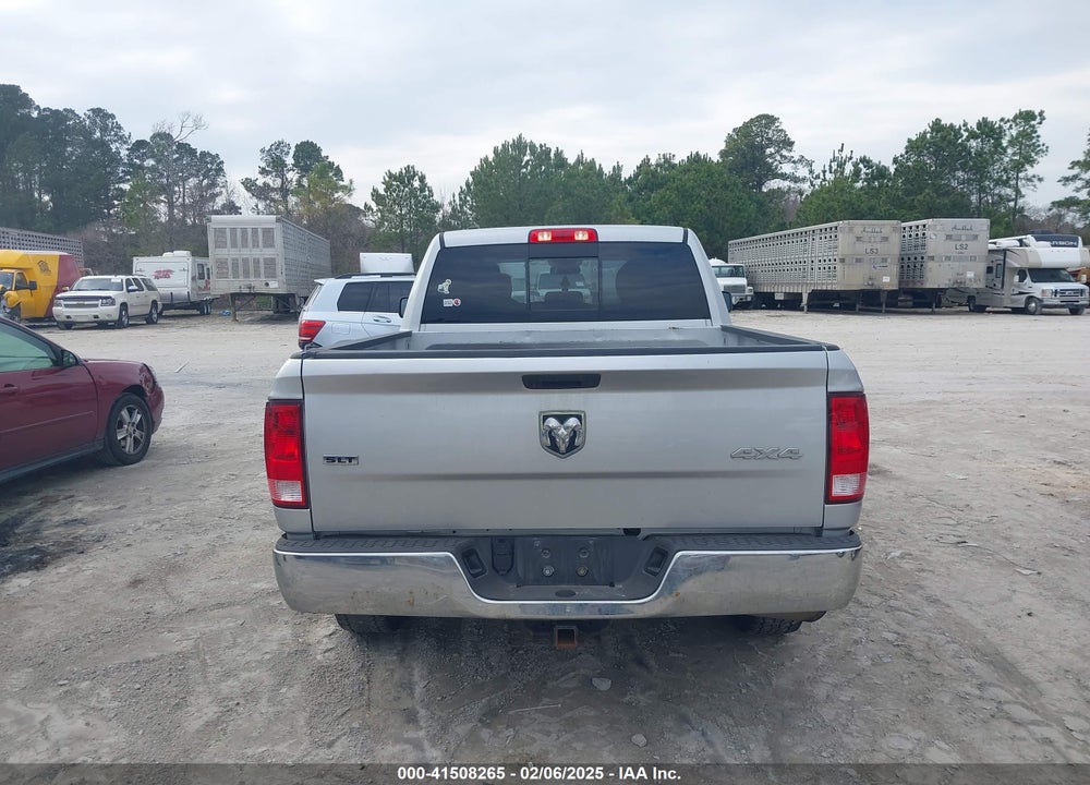 2019 RAM 1500 CLASSIC SLT VIN: 1C6RR7GT0KS512930