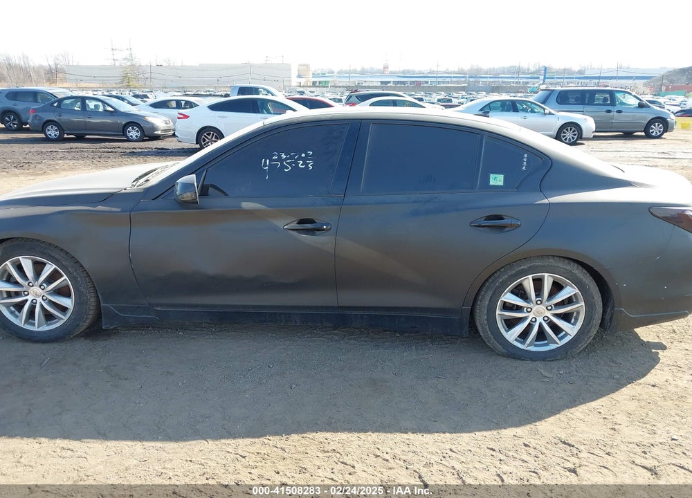 2015 INFINITI Q50 VIN: JN1BV7AR5FM423676