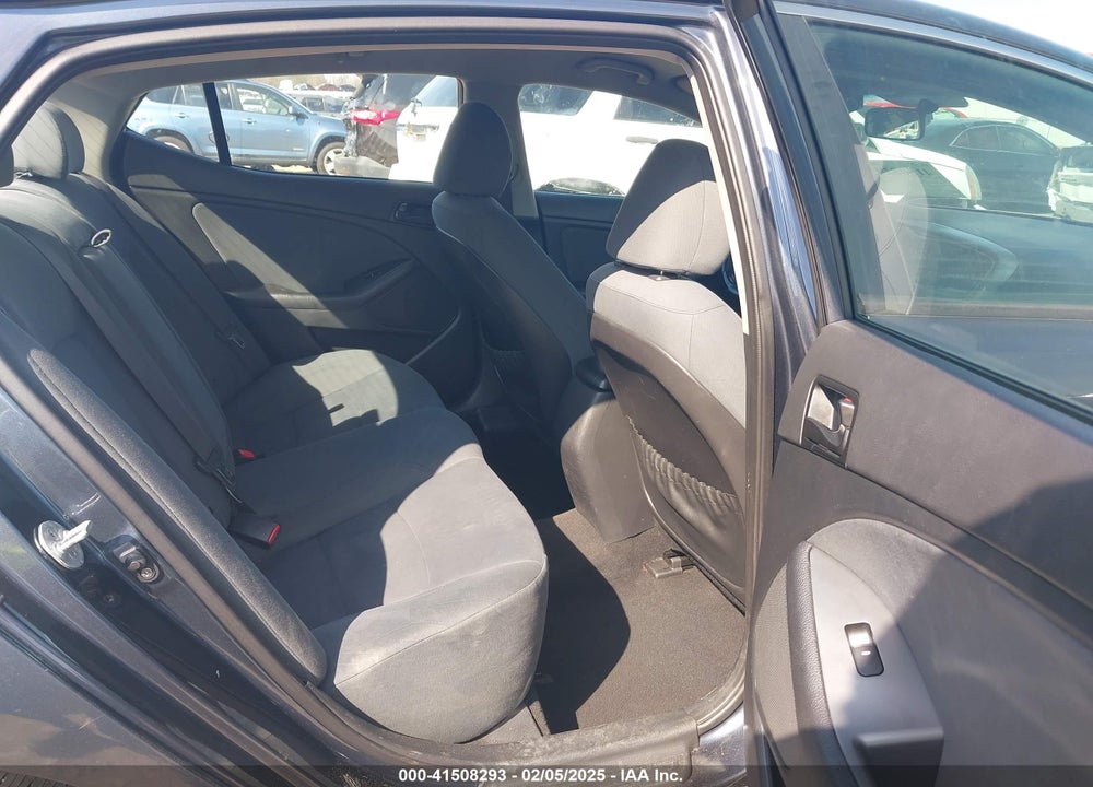 2015 KIA OPTIMA LX VIN: KNAGM4A78F5598904