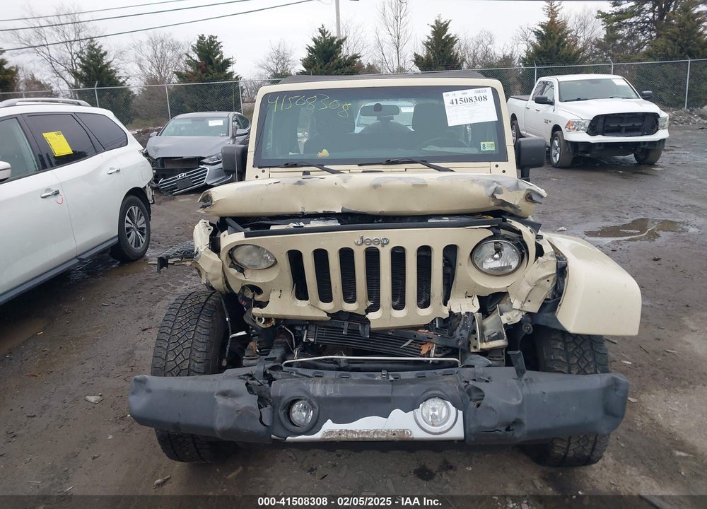 2011 JEEP WRANGLER UNLIMITED SAHARA VIN: 1J4BA5H14BL563533