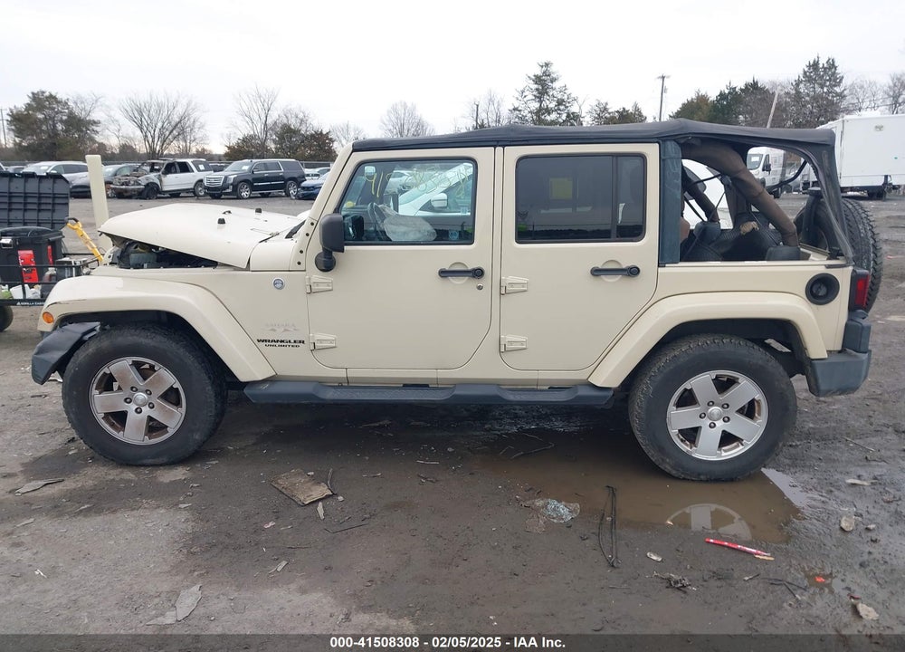 2011 JEEP WRANGLER UNLIMITED SAHARA VIN: 1J4BA5H14BL563533
