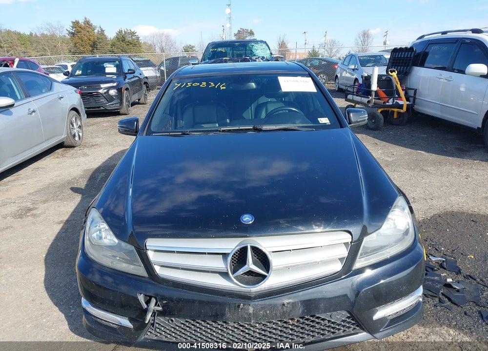 2013 MERCEDES-BENZ C 300 VIN: WDDGF8AB5DR272353